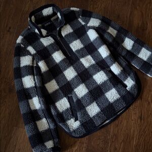Abercrombie & Fitch Soft Sherpa - Black & White Buffalo Check